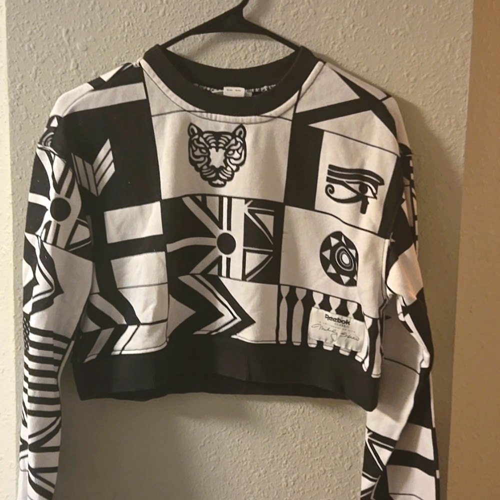 Melody Ehsani x Reebok Black and White Sweatshirt